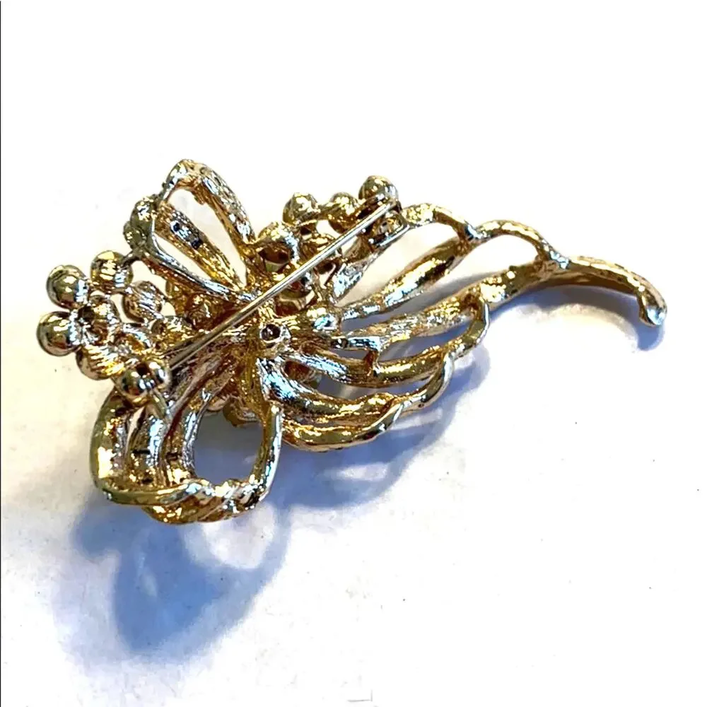 Romantic gold & white rhinestones brooch vintage look pin delicate ornate